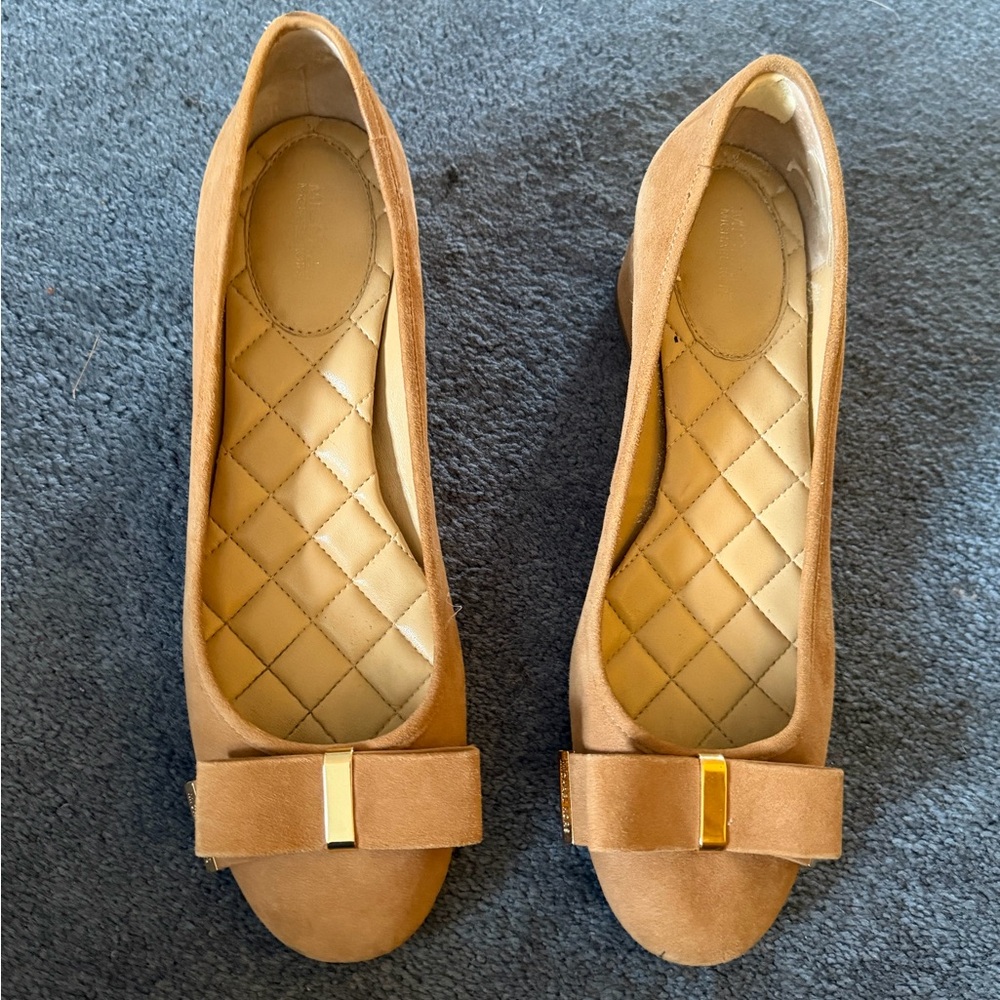 Michael Kors Tan Bow Quilted Insole Ballet Flats